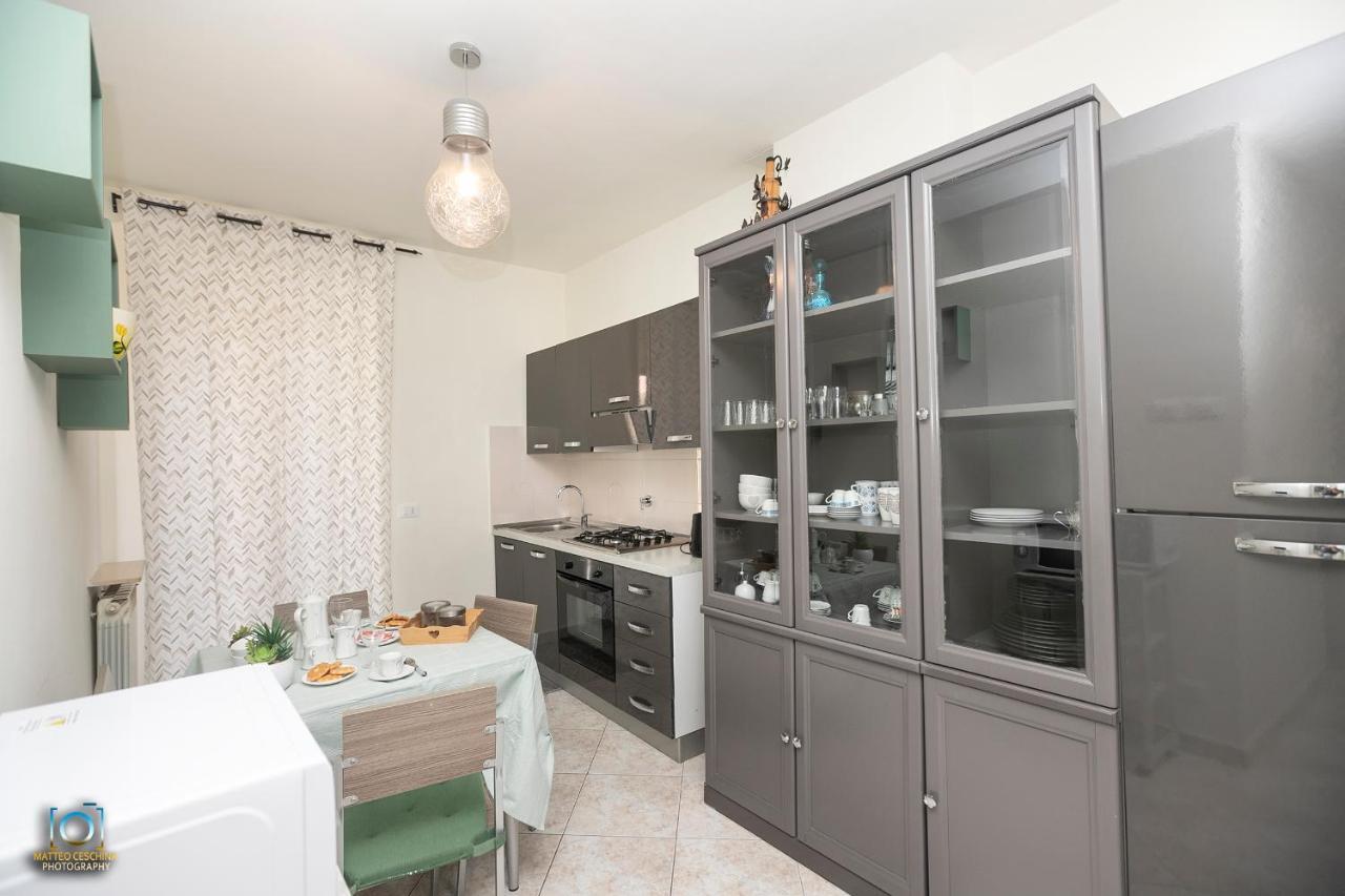 Homes In Genoa - Young Apartment Buitenkant foto